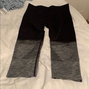 Lululemon size 2 pants